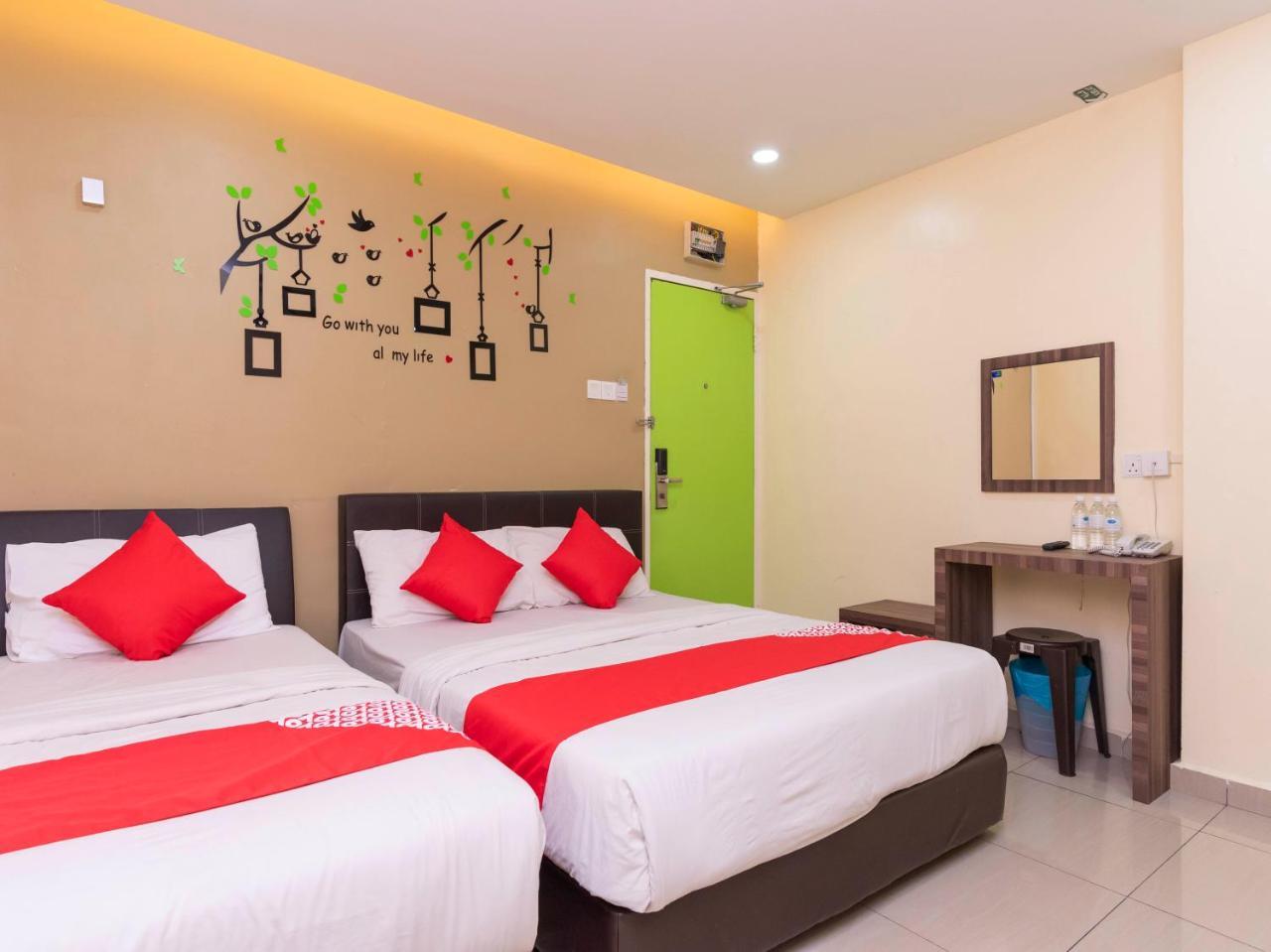 I Leaf Boutique Hotel Джохор Бахру Екстериор снимка