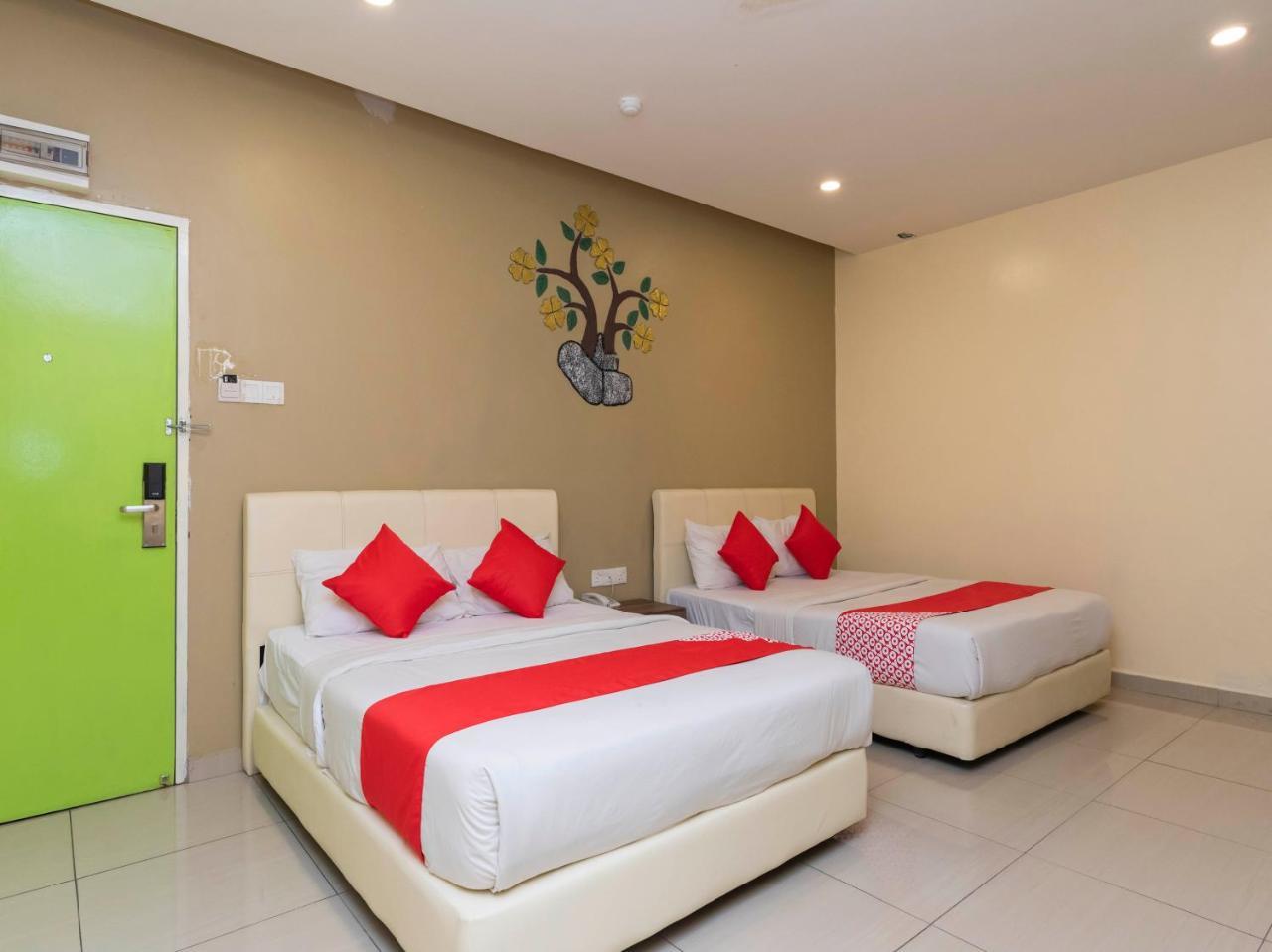 I Leaf Boutique Hotel Джохор Бахру Екстериор снимка